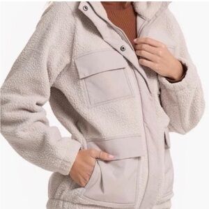 Vuori Utility Sherpa Jacket Dark Salt